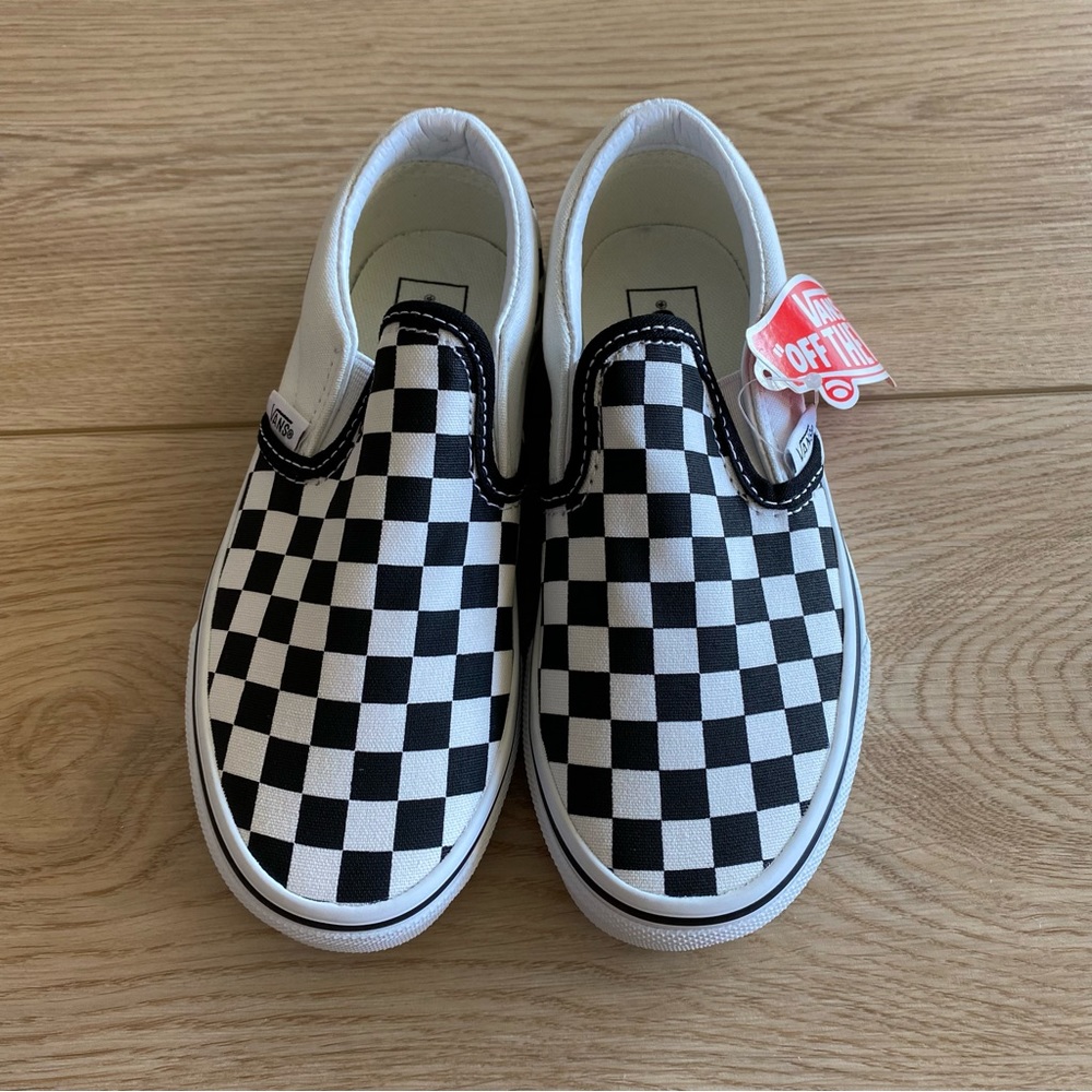 Vans Classic Slip-on Checkerboard black/white size 13 kids BRAND NEW WITH BOX